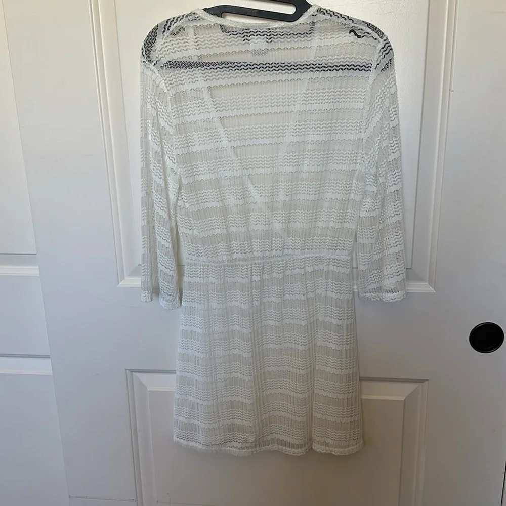 NWOT White Cover-Up by Jordan Taylor- S - Picture 3 of 3